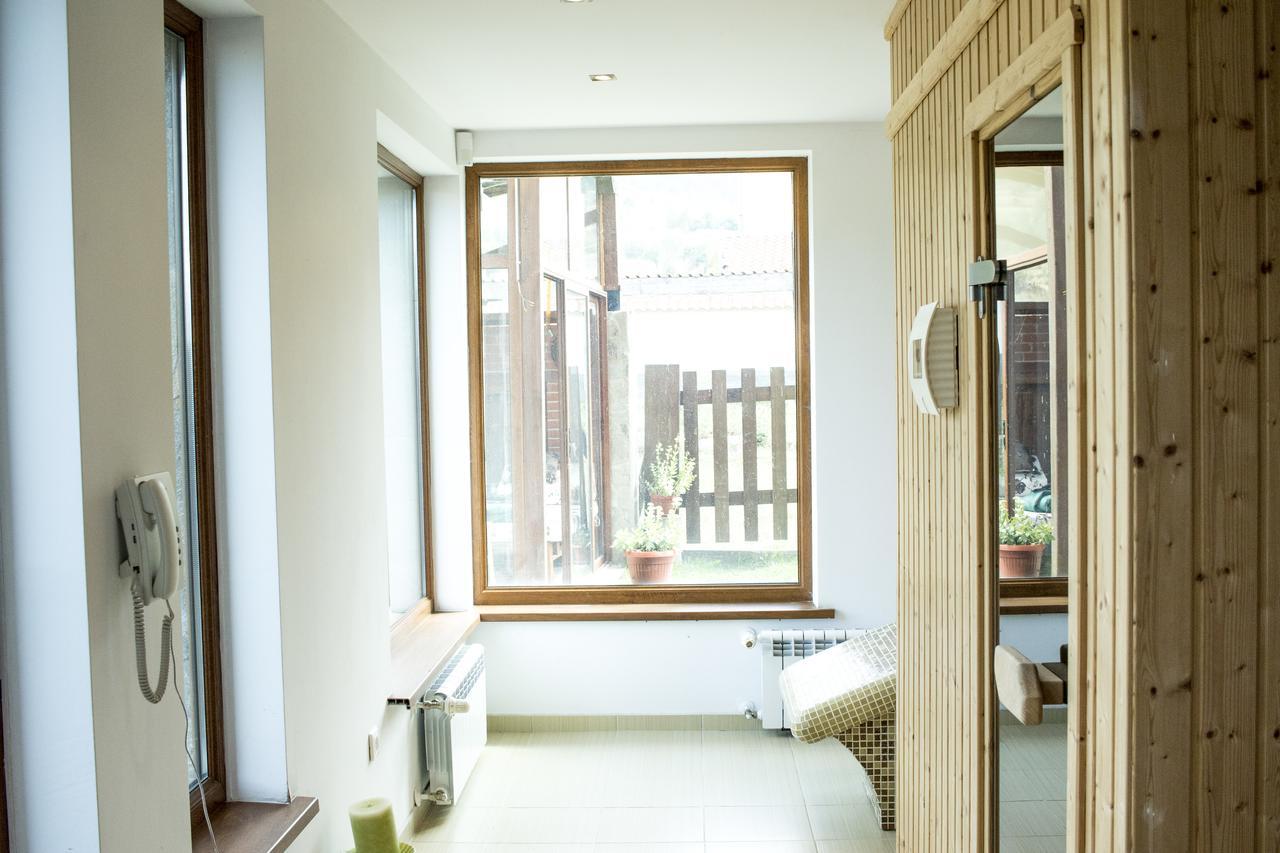 Boutique Hotel The White Pine Samokov Ngoại thất bức ảnh