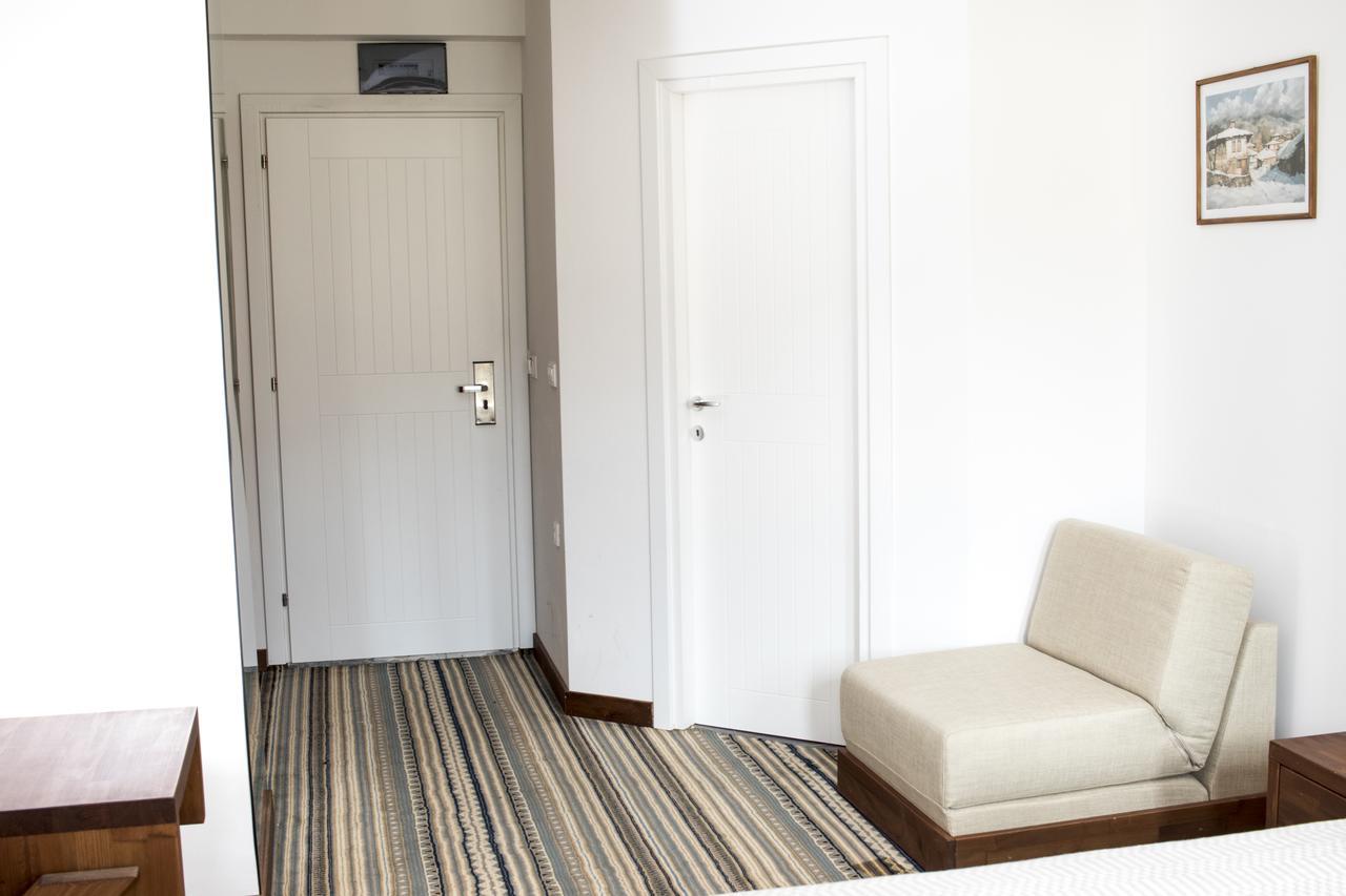 Boutique Hotel The White Pine Samokov Ngoại thất bức ảnh