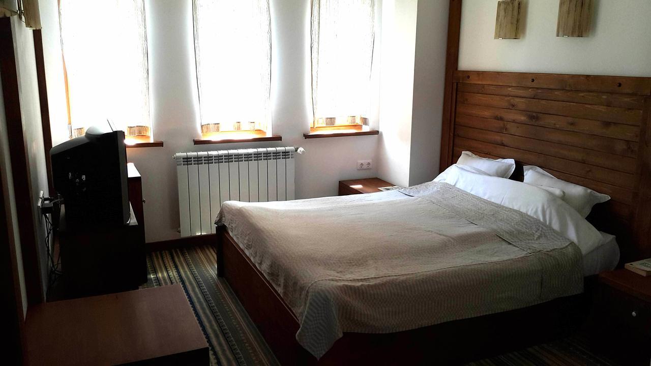 Boutique Hotel The White Pine Samokov Ngoại thất bức ảnh