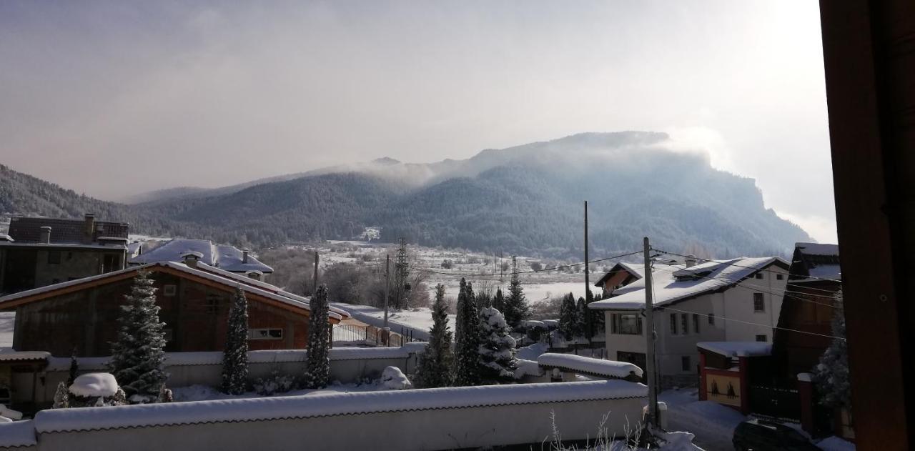 Boutique Hotel The White Pine Samokov Ngoại thất bức ảnh