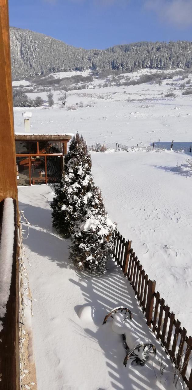 Boutique Hotel The White Pine Samokov Ngoại thất bức ảnh